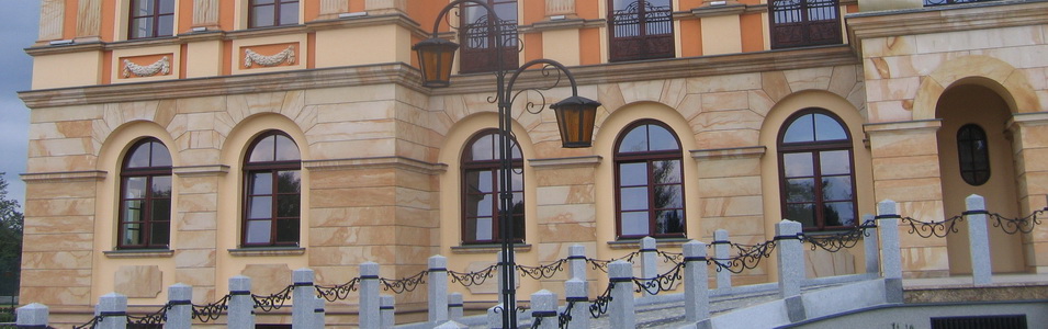 Sandstein Bruchsteine, Mauersteine, Blockstufen, Randsteine, Mauerabdeckung, Verblender, Pflastersteine, Natursteine, Sandsteinplatten, getrommelt